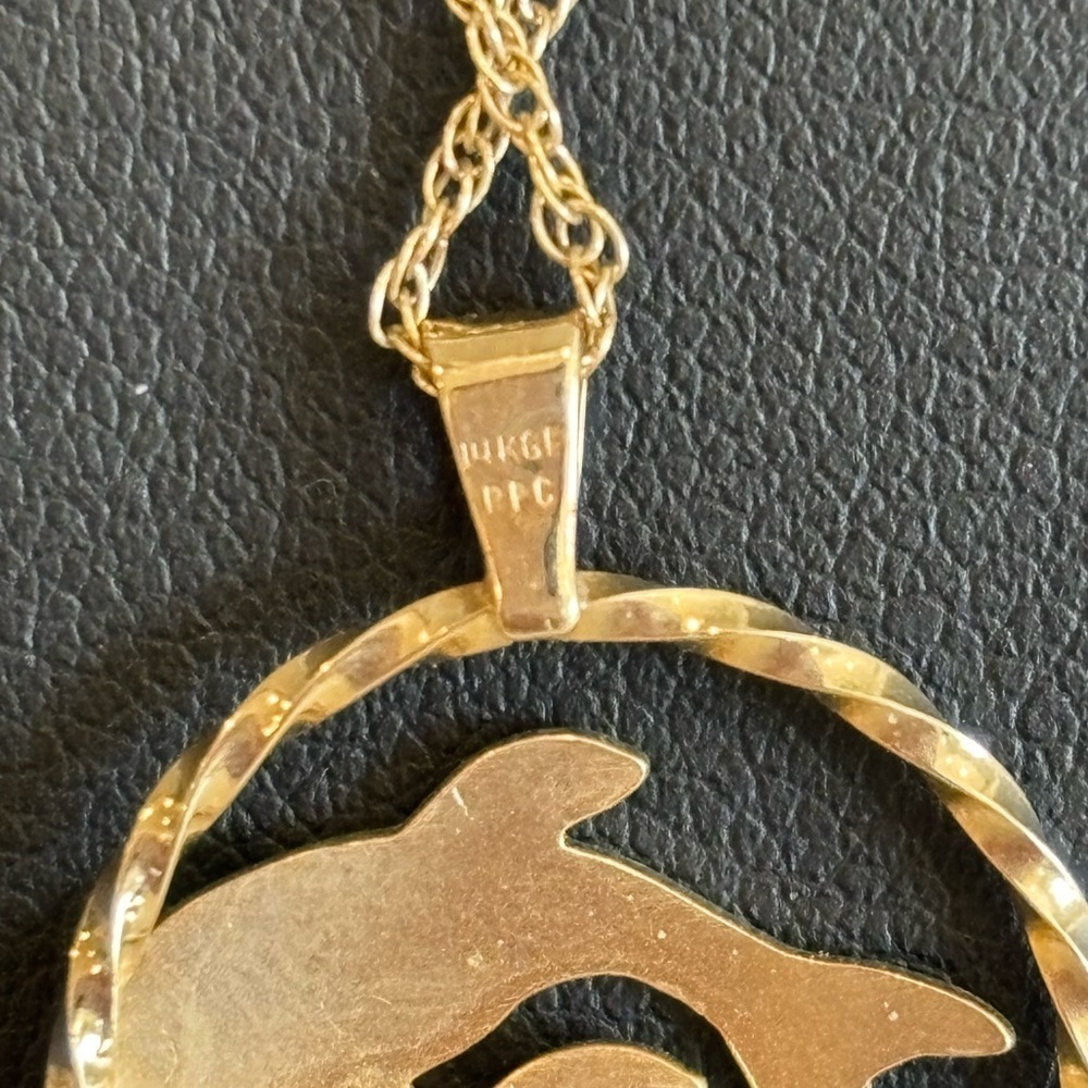 14K Yellow GF Princess Pride Creations PPC Swimming Dolphin Pendant Necklace Y2K - Picture 4 of 5